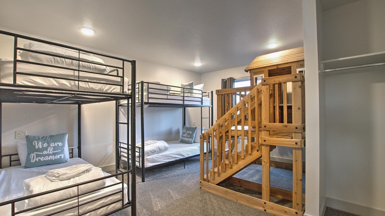 Photo of Bedroom in Garden City