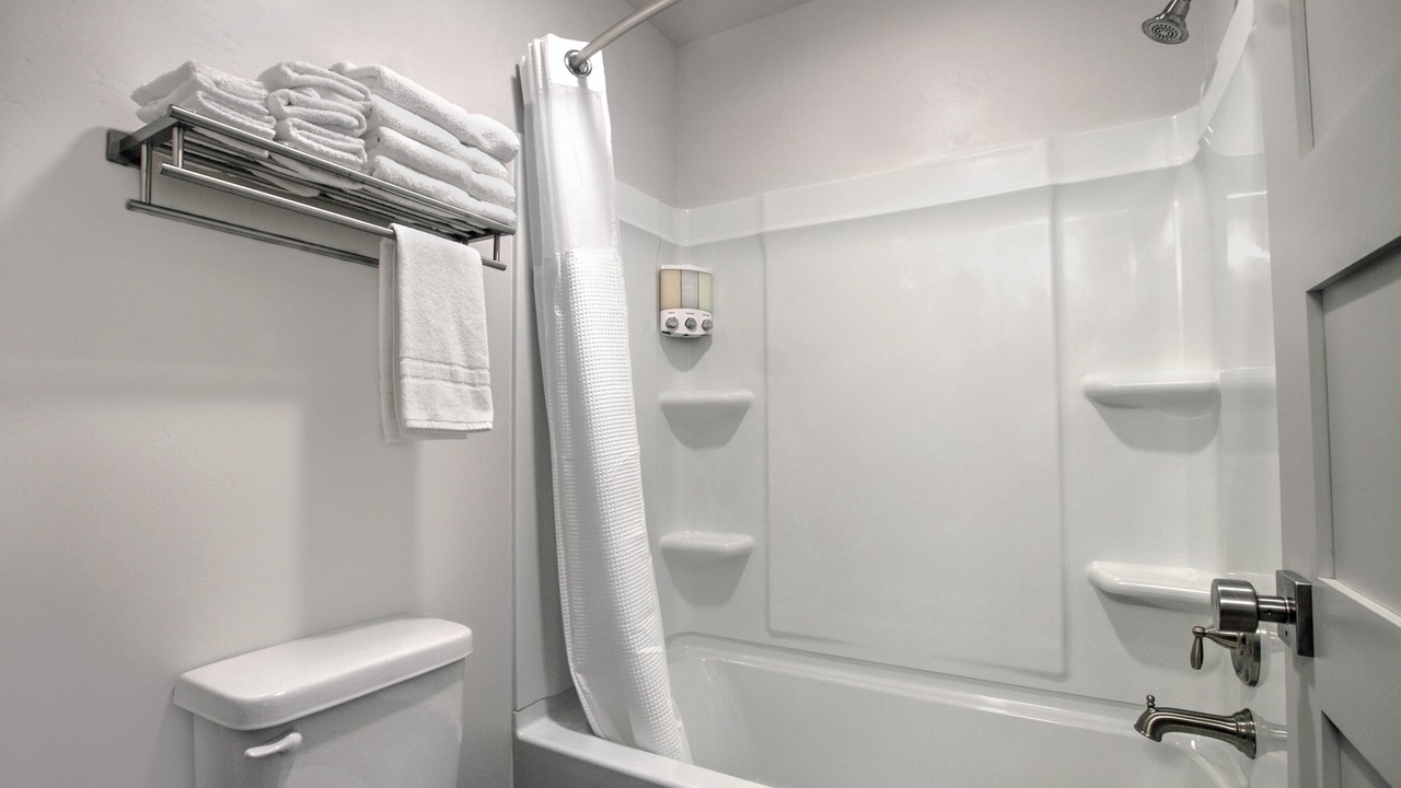 Photo of Bathroom in Garden City