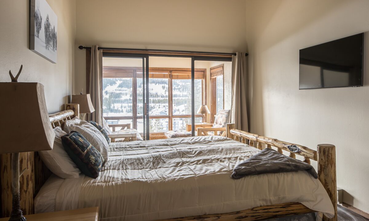 Photo of Bedroom in Big Sky