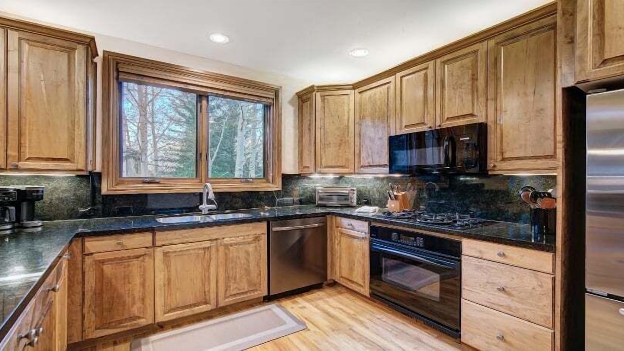 Photo of Kitchen in Edwards