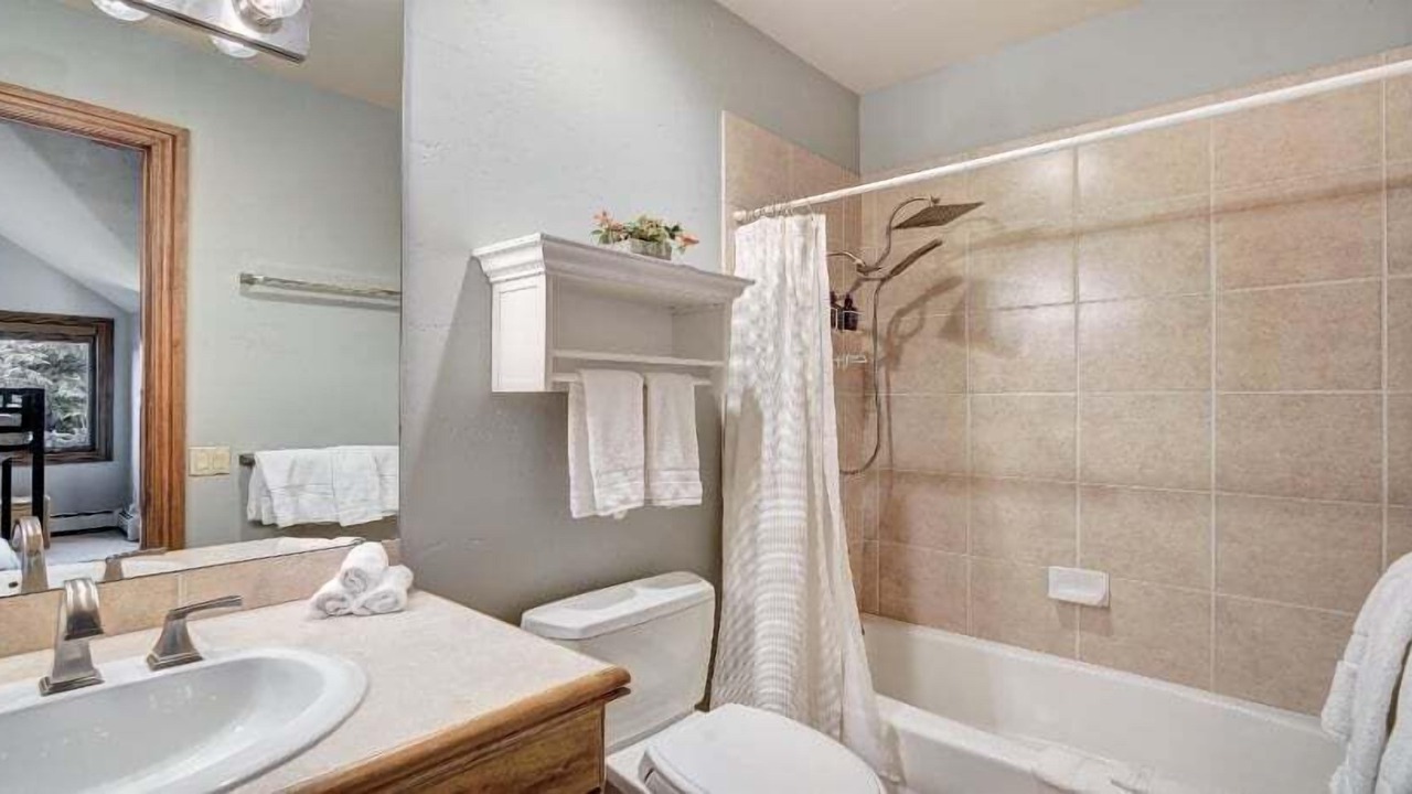 Photo of Bathroom in Edwards