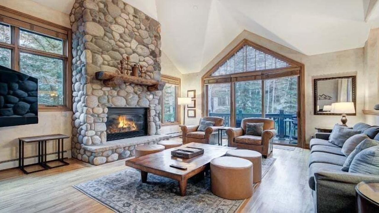 Photo of Bedroom in Edwards