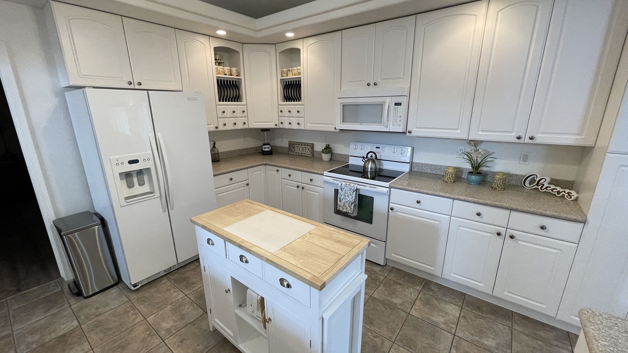 Photo of Kitchen in Sunridge Estates