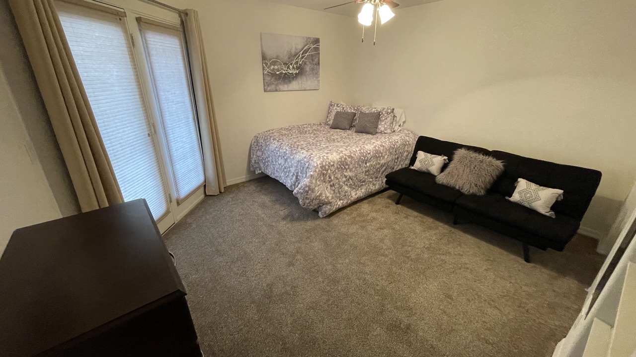 Photo of Bedroom in Sunridge Estates