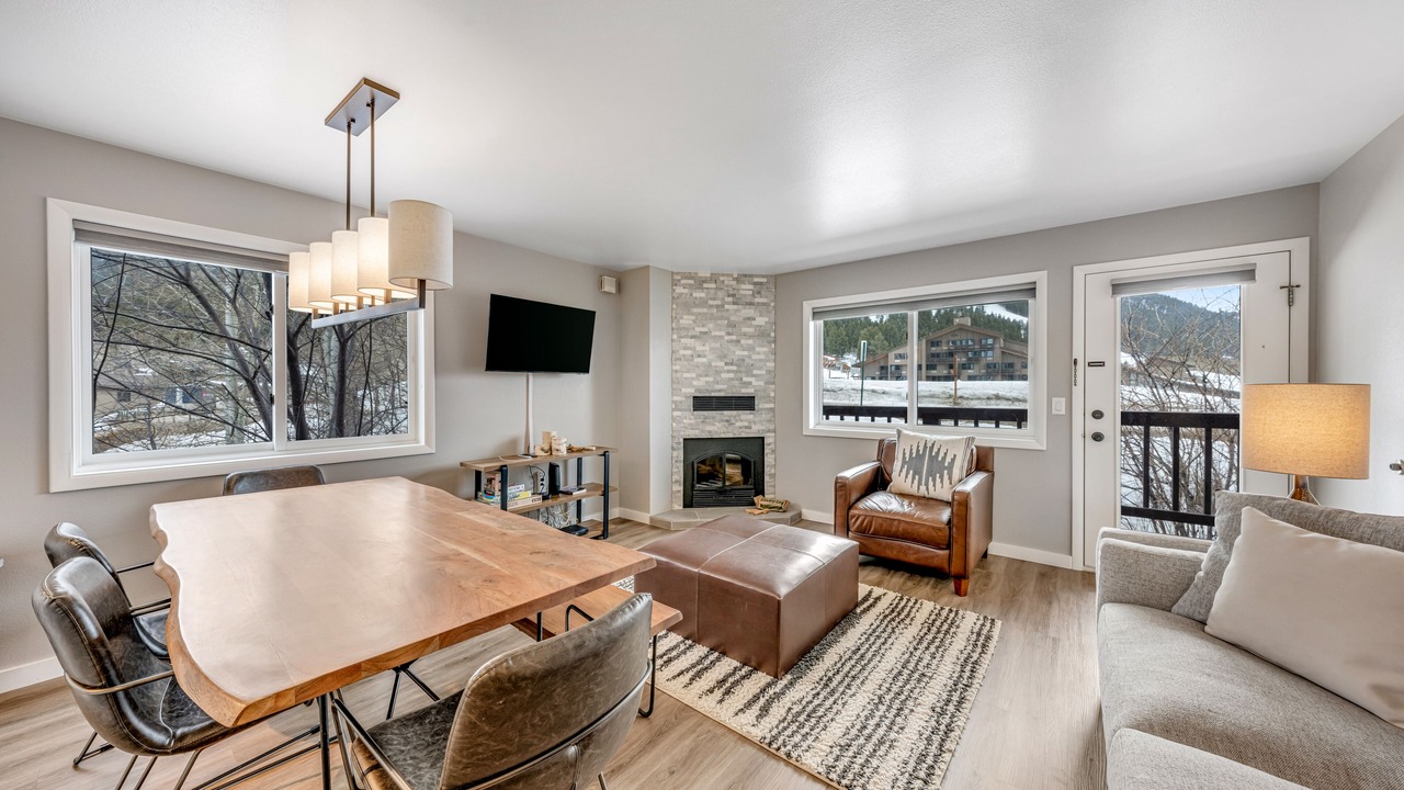 Photo of Livingroom in Jackson