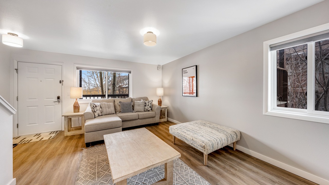 Photo of Livingroom in Jackson