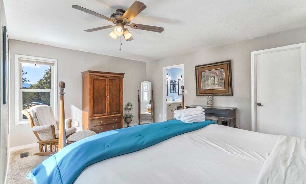Photo of Bedroom in Woodmoor