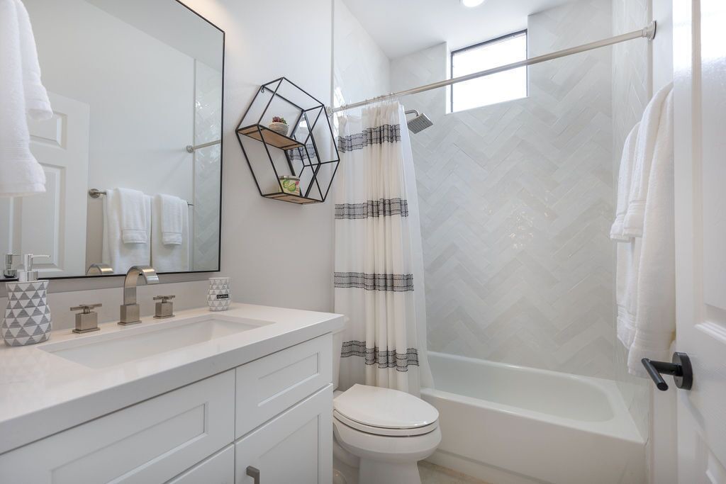 Photo of Bathroom in McCormick Ranch