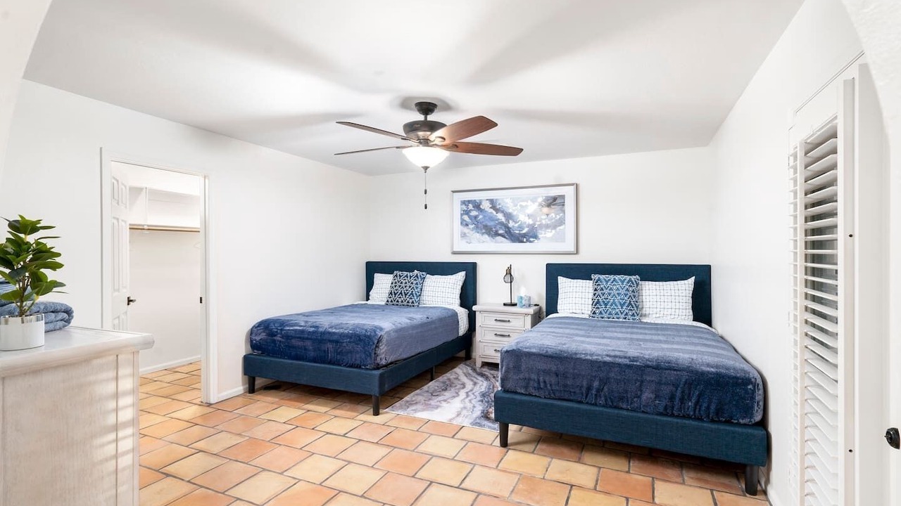 Photo of Bedroom in Raskin Estates