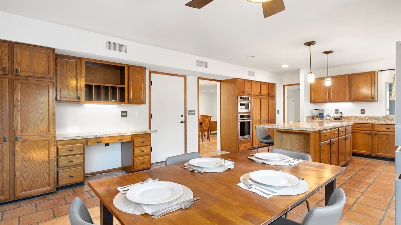 Photo of Others in Raskin Estates