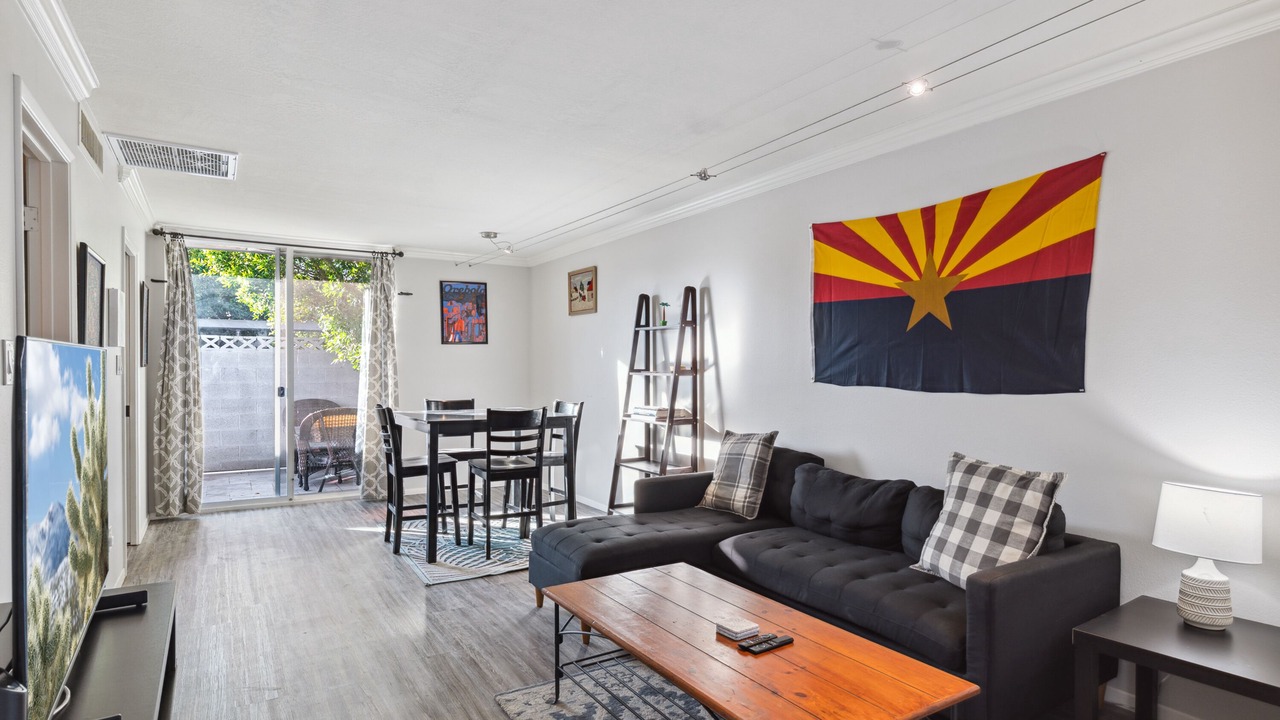 Photo of Livingroom in Arcadia Lite