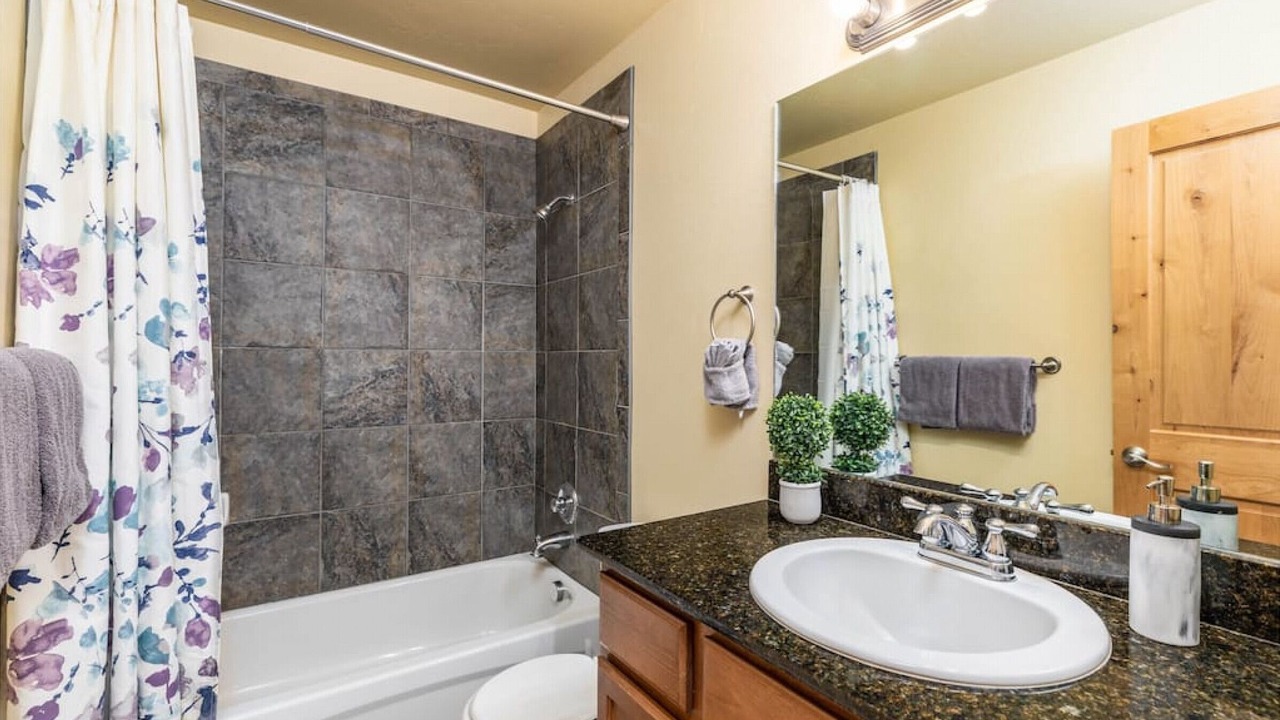 Photo of Bathroom in Bear Hollow Village