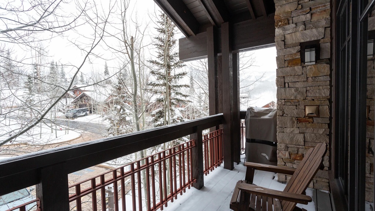 Photo of Patio Balcony in Empire Pass