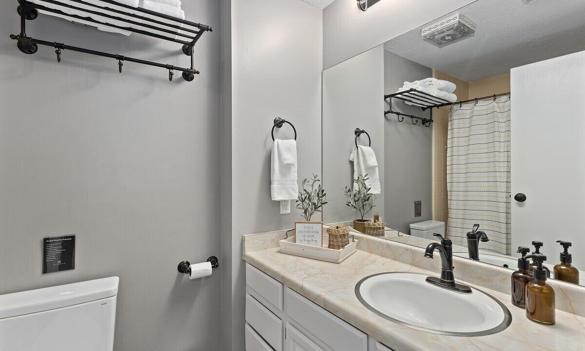 Photo of Bathroom in Wolf Creek