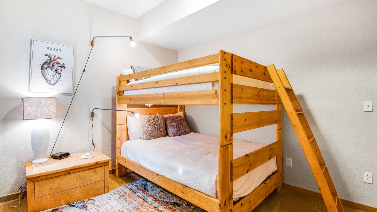 Photo of Bedroom in Rendezvous