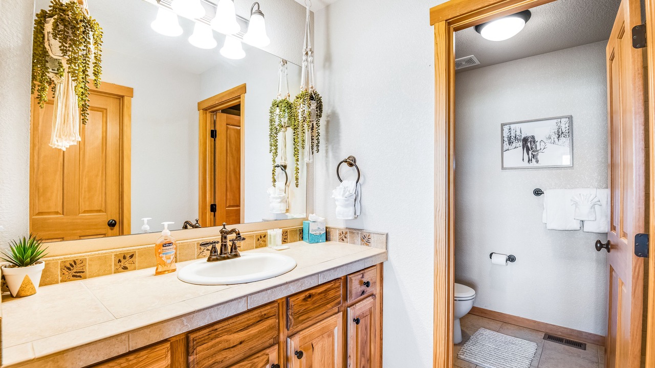 Photo of Bathroom in Rendezvous