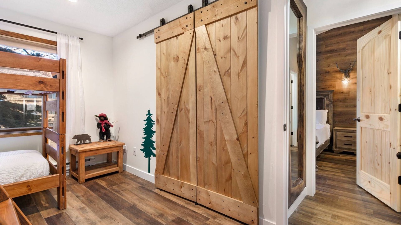 Photo of Bedroom in Avon