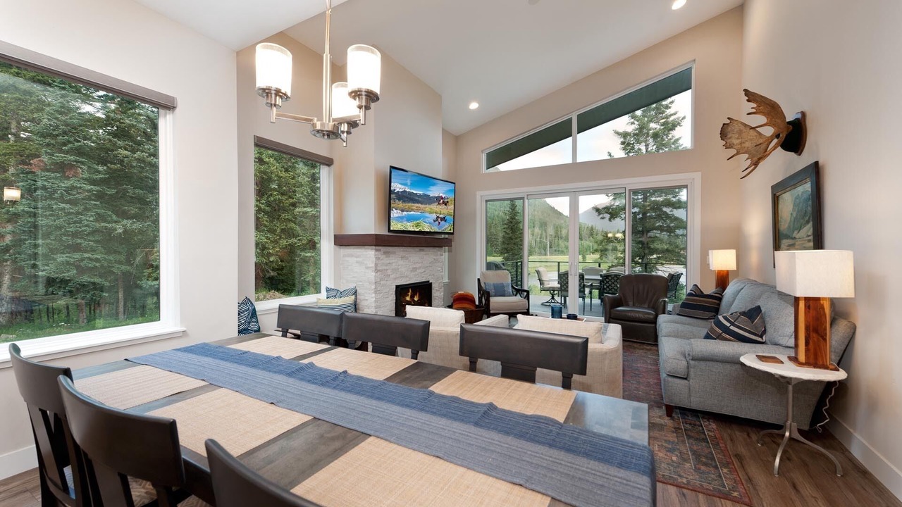 Photo of Livingroom in Purgatory
