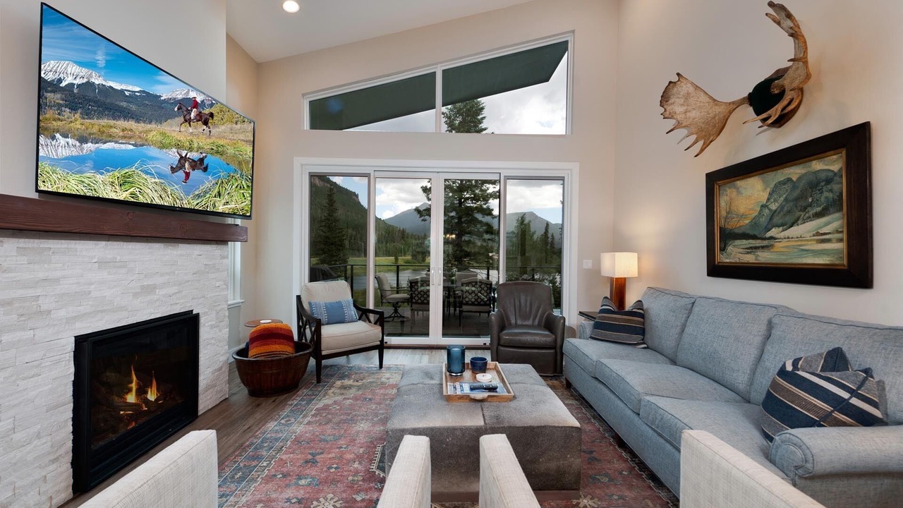 Photo of Livingroom in Purgatory