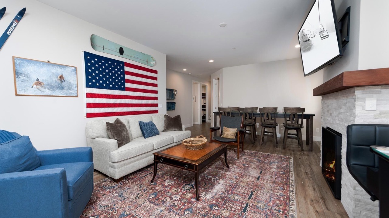Photo of Livingroom in Purgatory