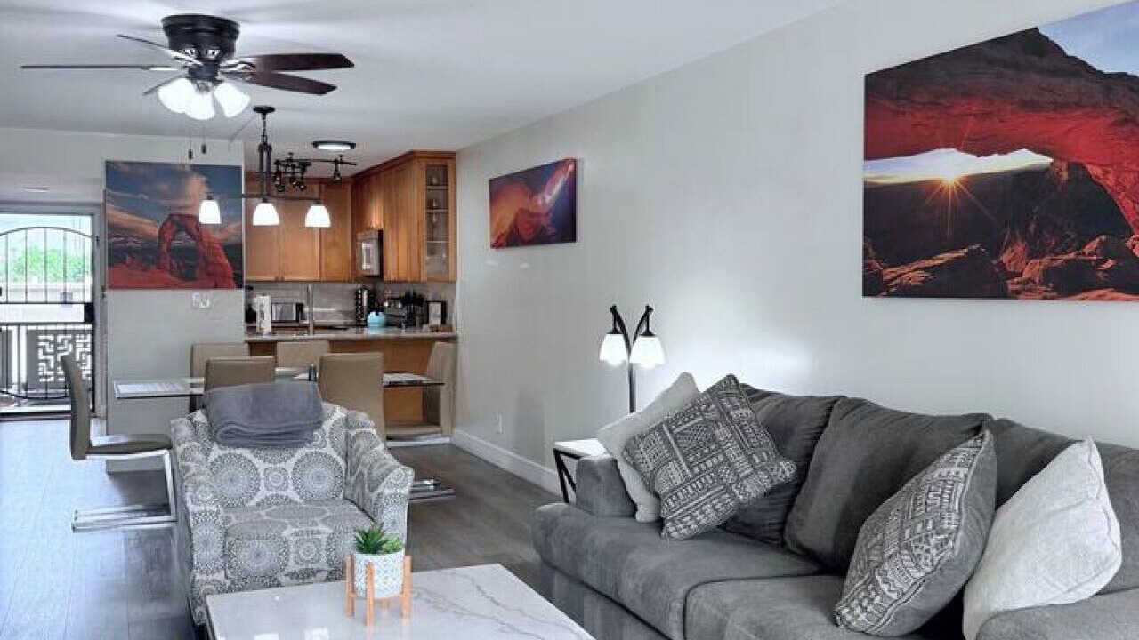 Photo of Livingroom in South Scottsdale