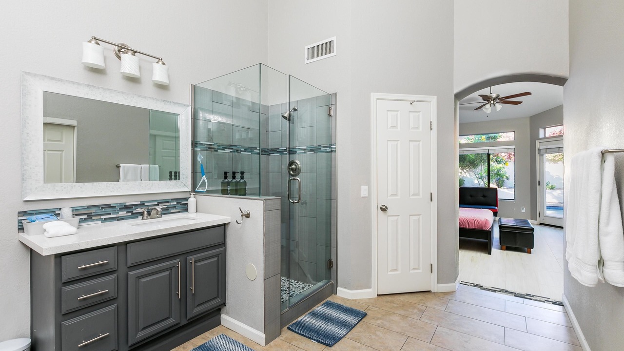 Photo of Bathroom in Paradise Park Vista
