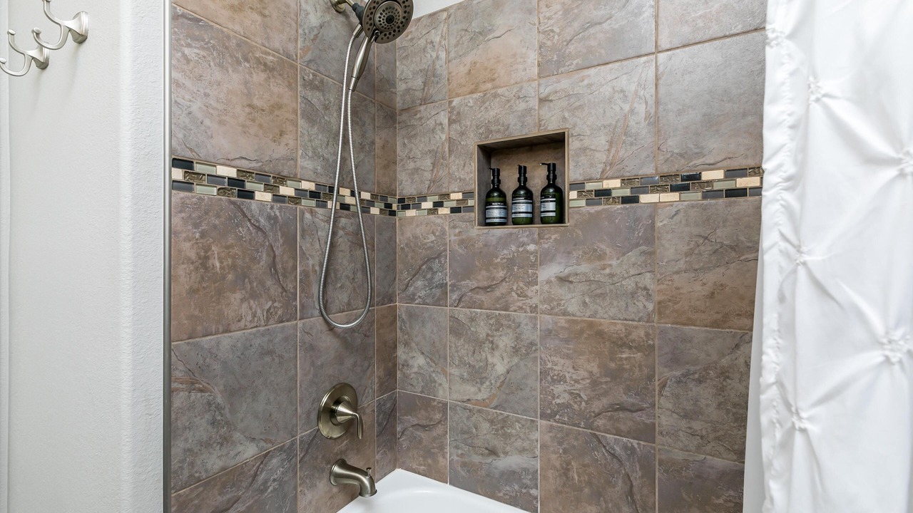Photo of Bathroom in Paradise Park Vista