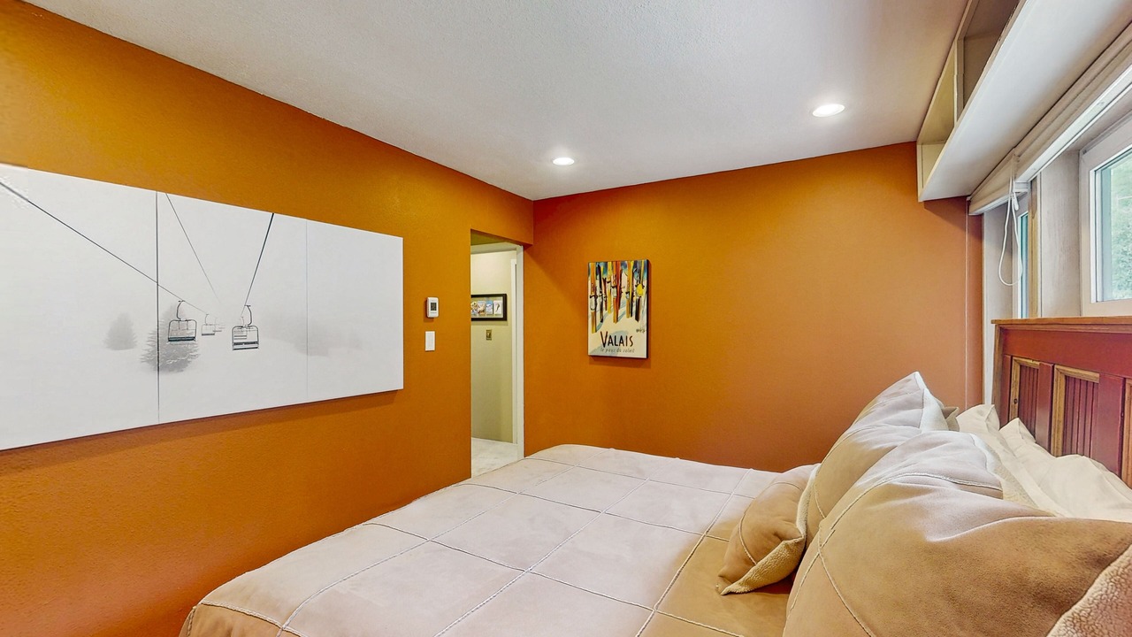 Photo of Bedroom in Vail