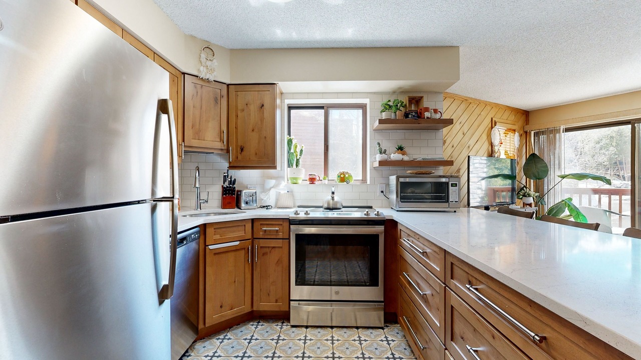 Photo of Kitchen in Four O'Clock