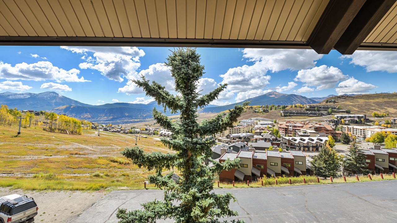 Photo of Patio Balcony in Mount Crested Butte