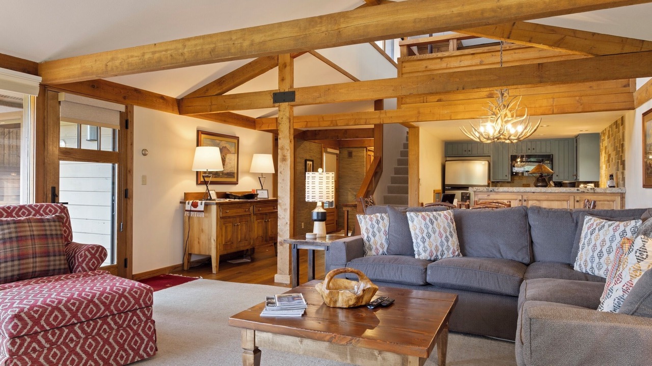 Photo of Livingroom in Jackson