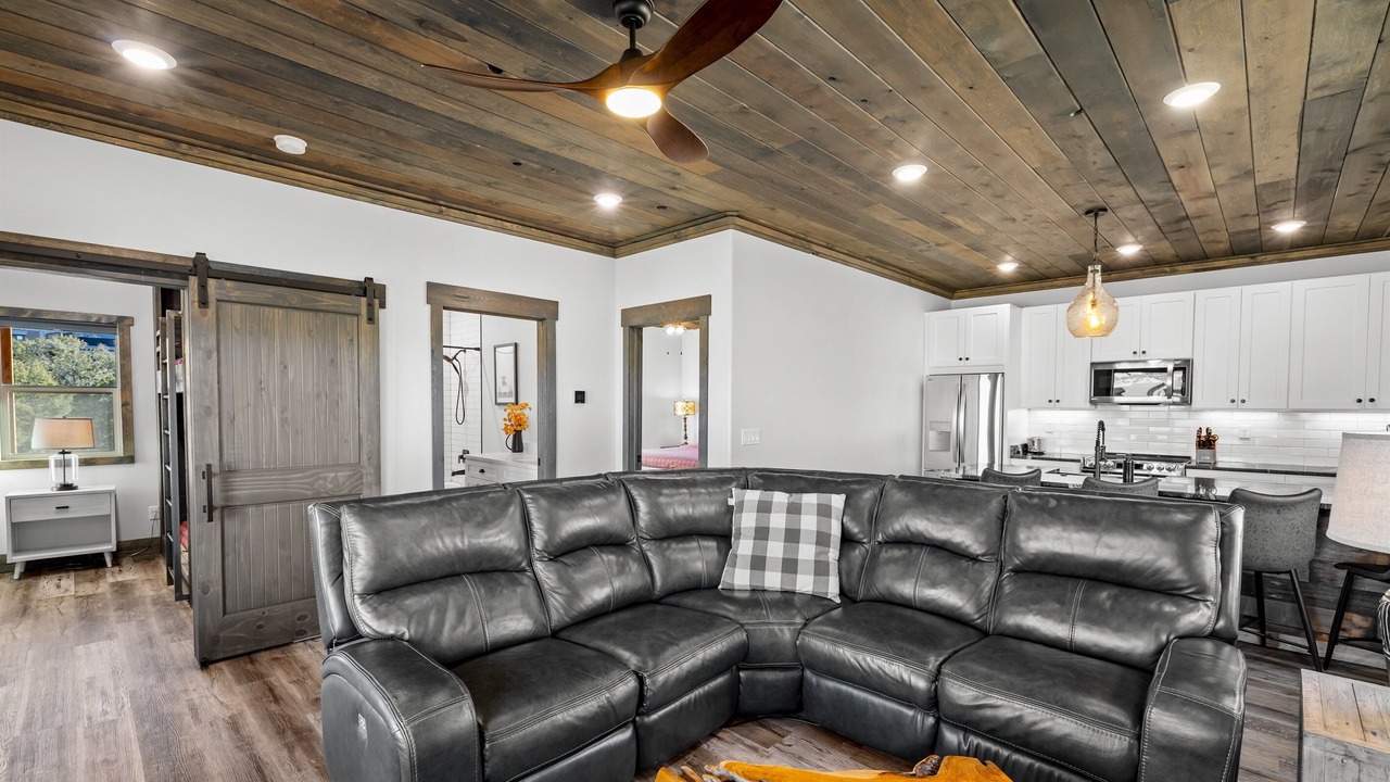 Photo of Livingroom in Orderville