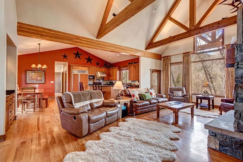 Photo of Bedroom in Eagle