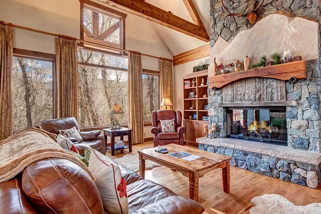 Photo of Bedroom in Eagle