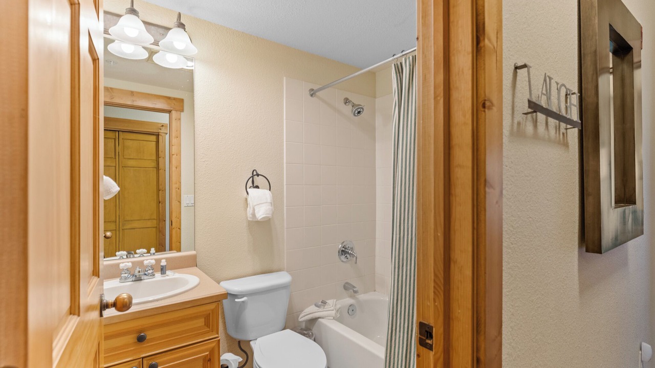Photo of Bathroom in Mountain House