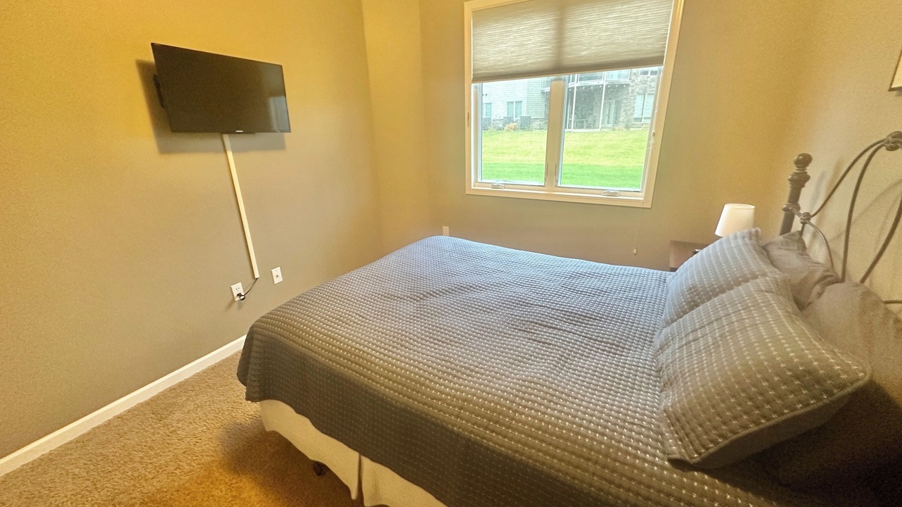 Photo of Bedroom in Spirit Lake
