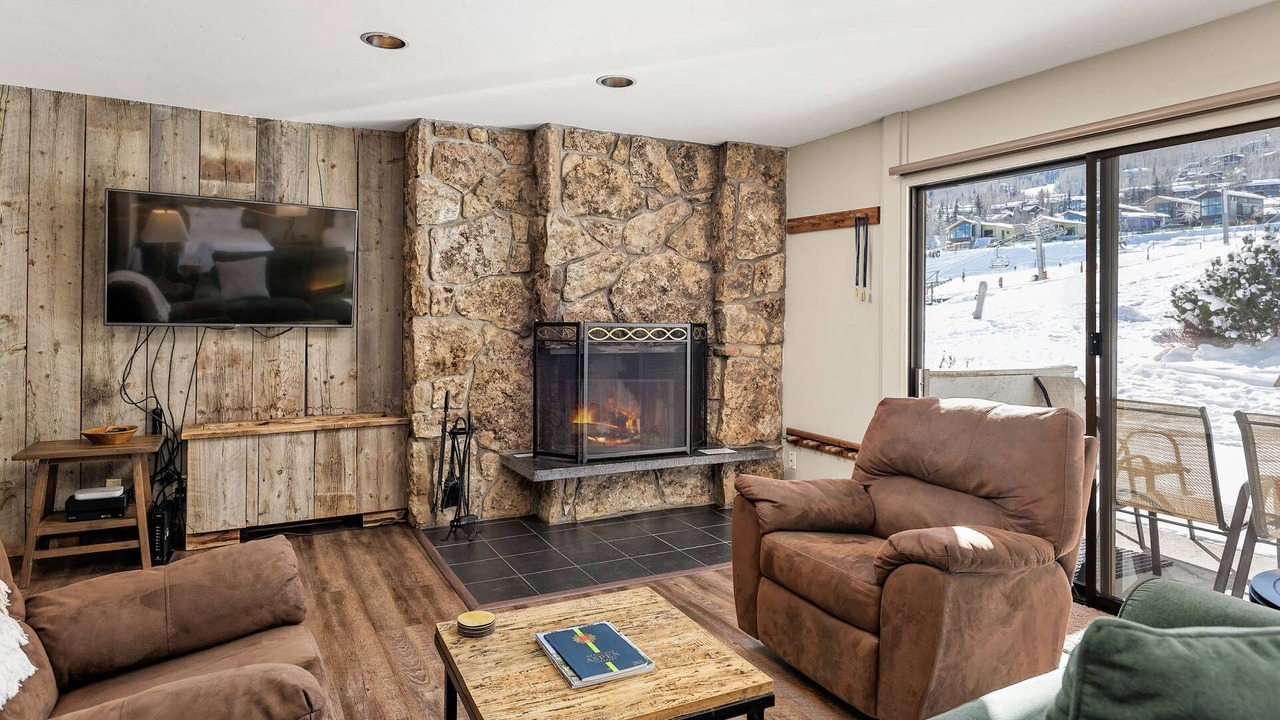 Photo of Livingroom in Snowmass Village