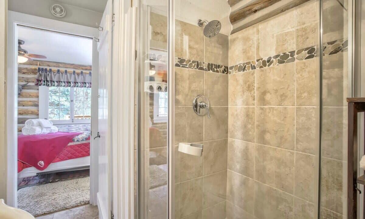 Photo of Bathroom in Cascade-Chipita Park