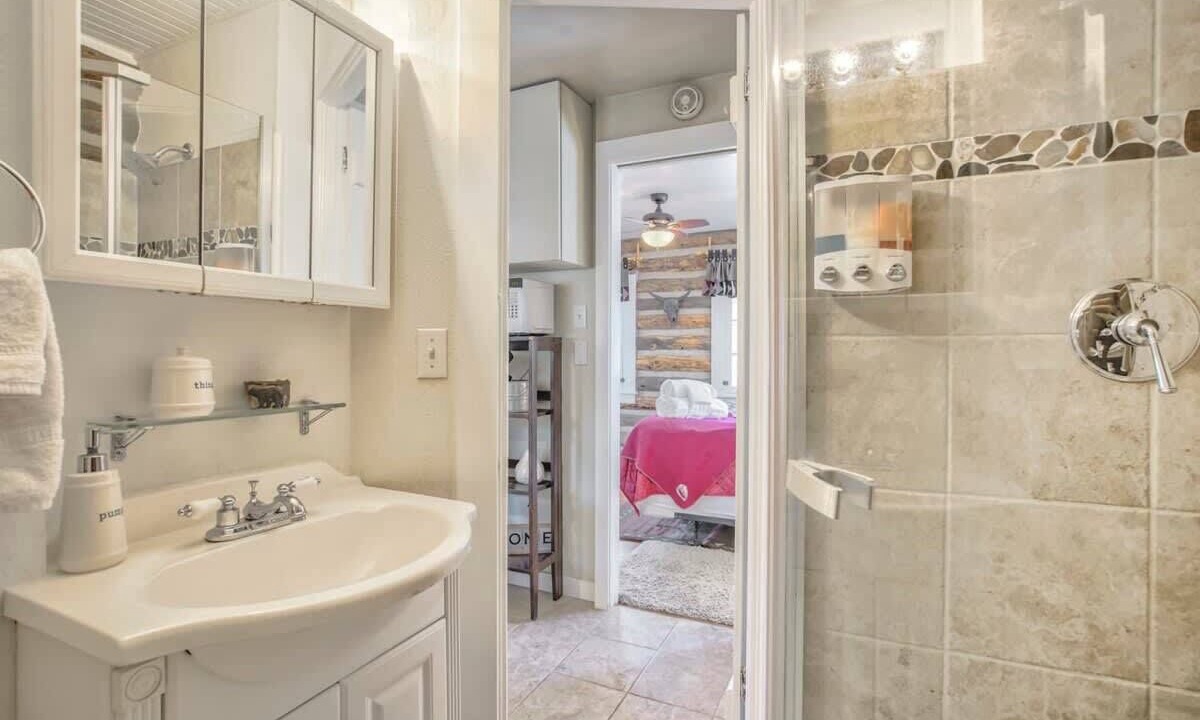Photo of Bathroom in Cascade-Chipita Park
