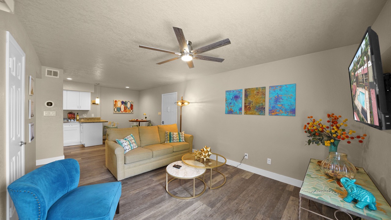 Photo of Livingroom in McCormick Ranch