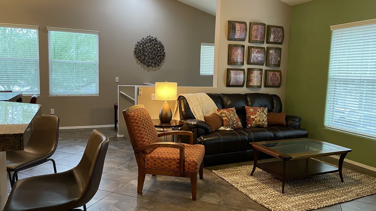 Photo of Livingroom in Surprise