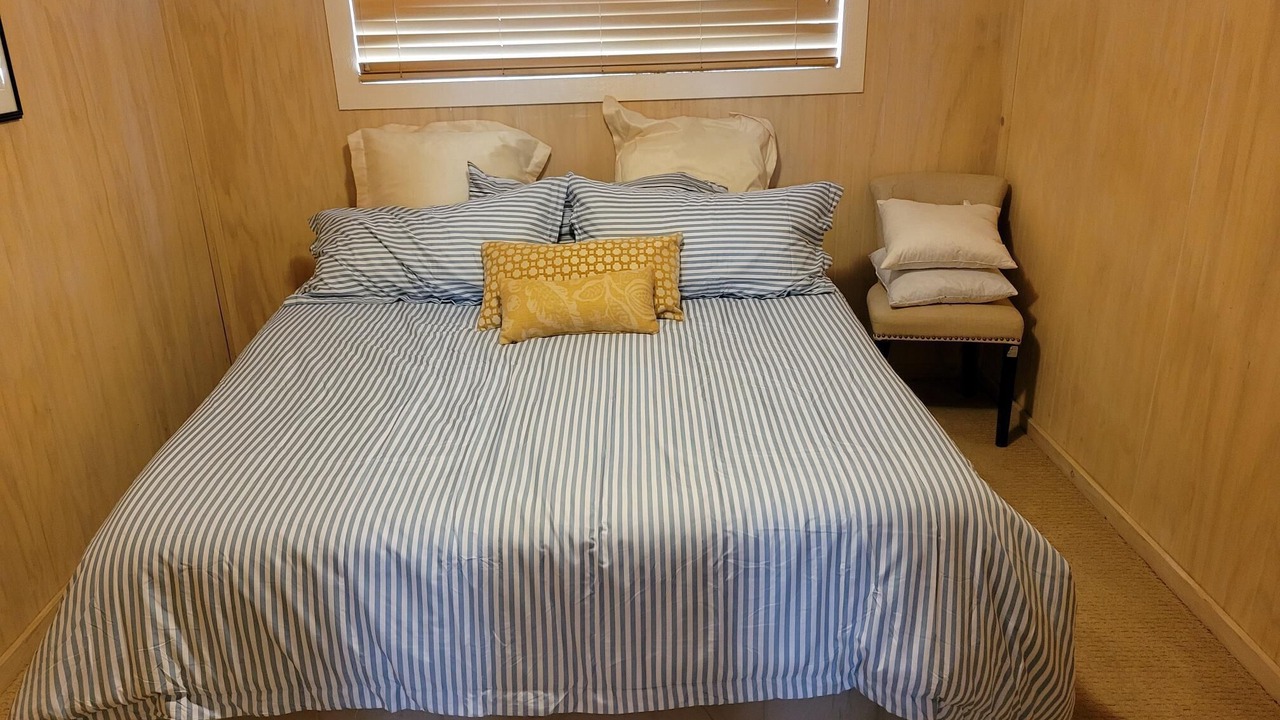 Photo of Bedroom in Parker Strip