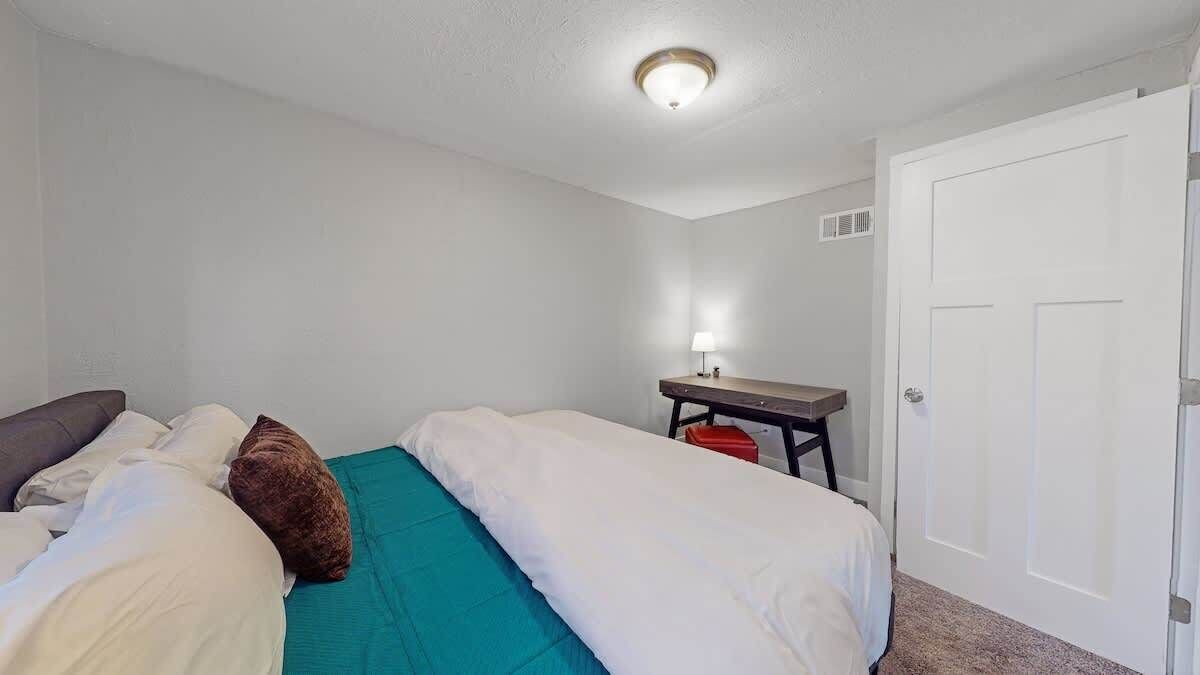 Photo of Bedroom in Berkley