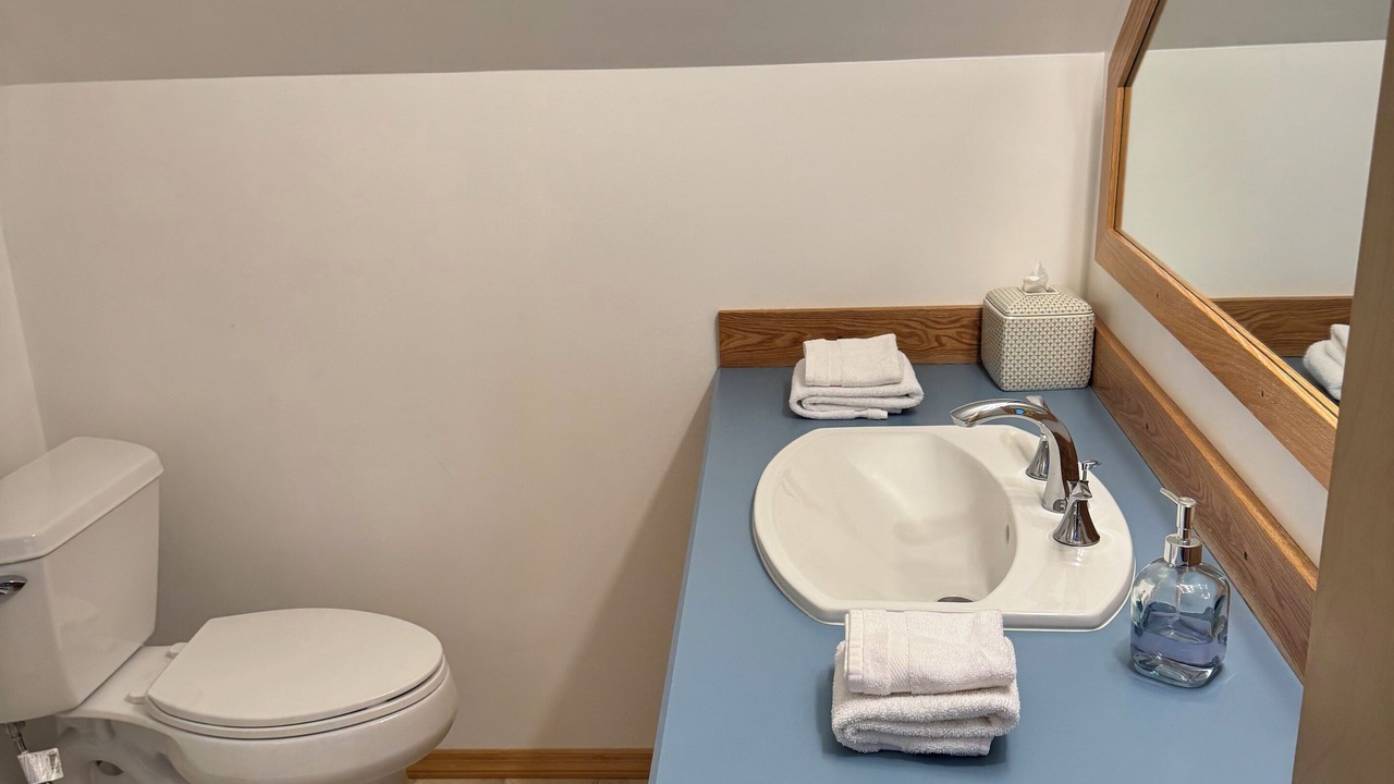 Photo of Bathroom in West Yellowstone