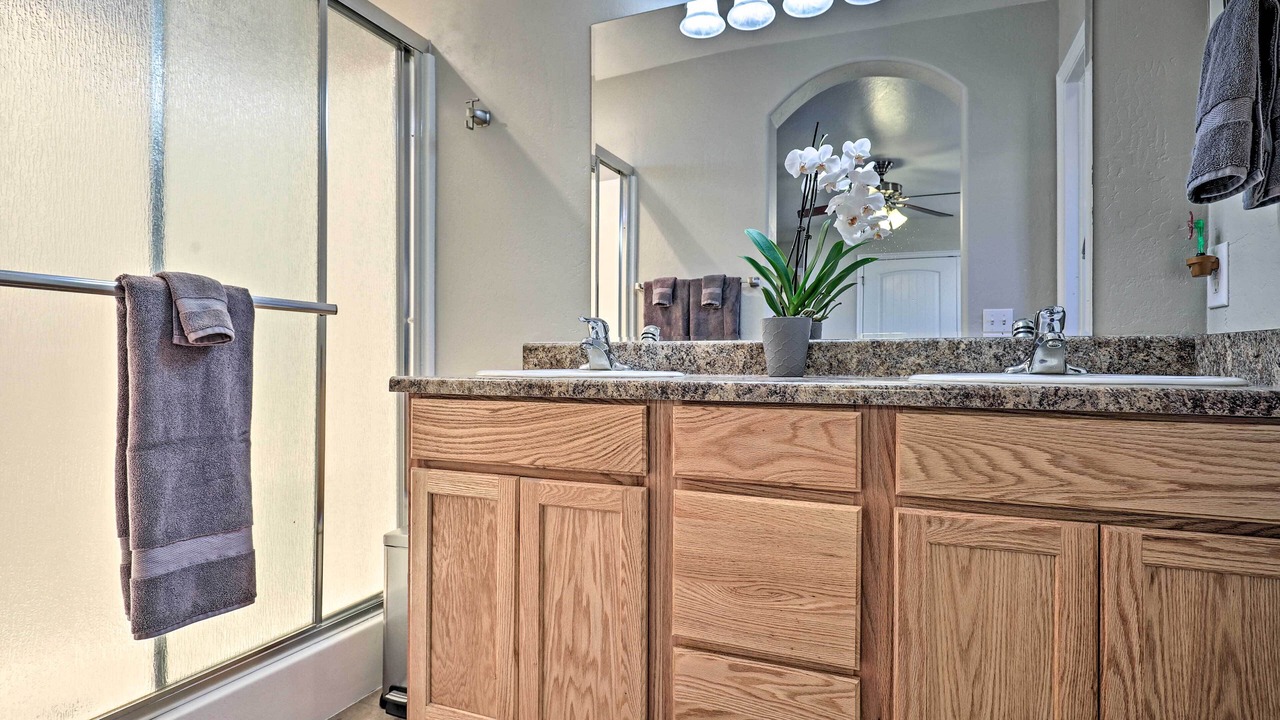 Photo of Bathroom in Page