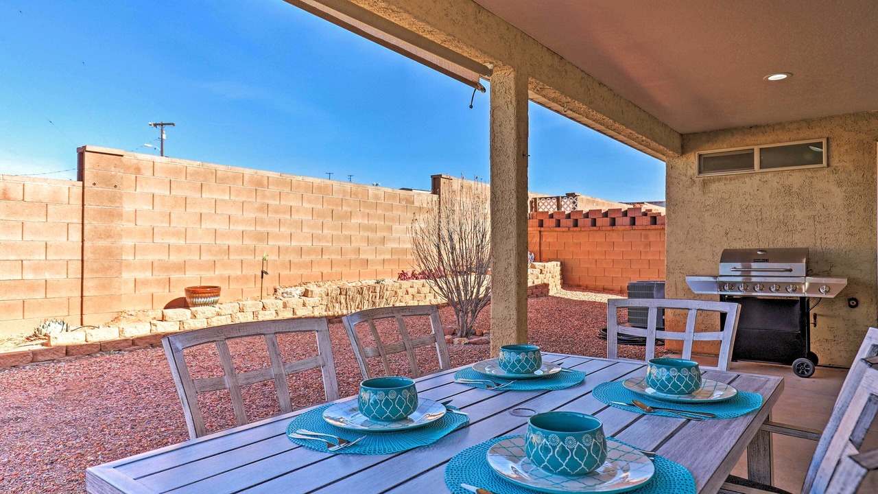 Photo of Outdoor in Page