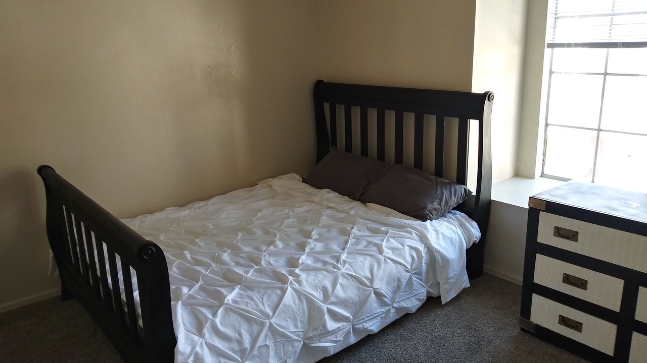 Photo of Bedroom in Sunset