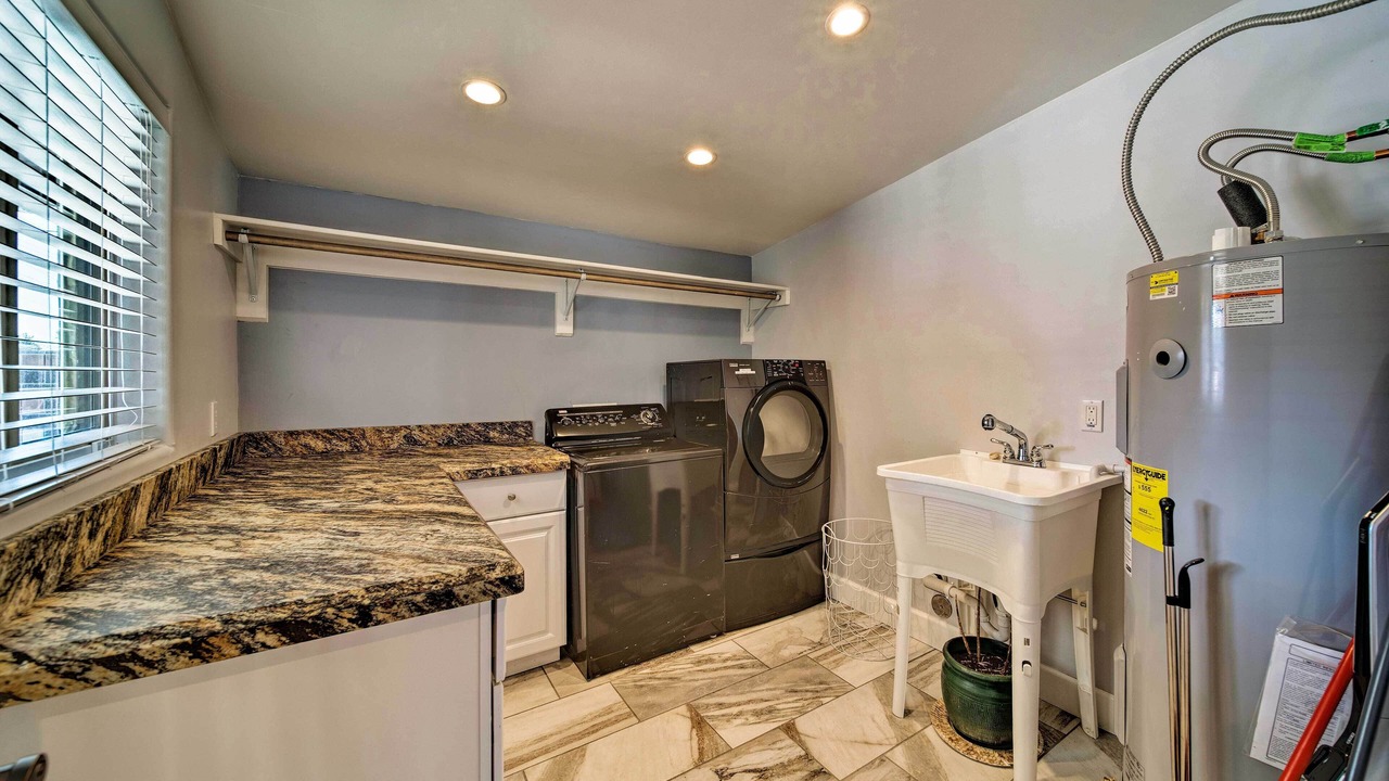 Photo of Bedroom in Kyrene-Superstition