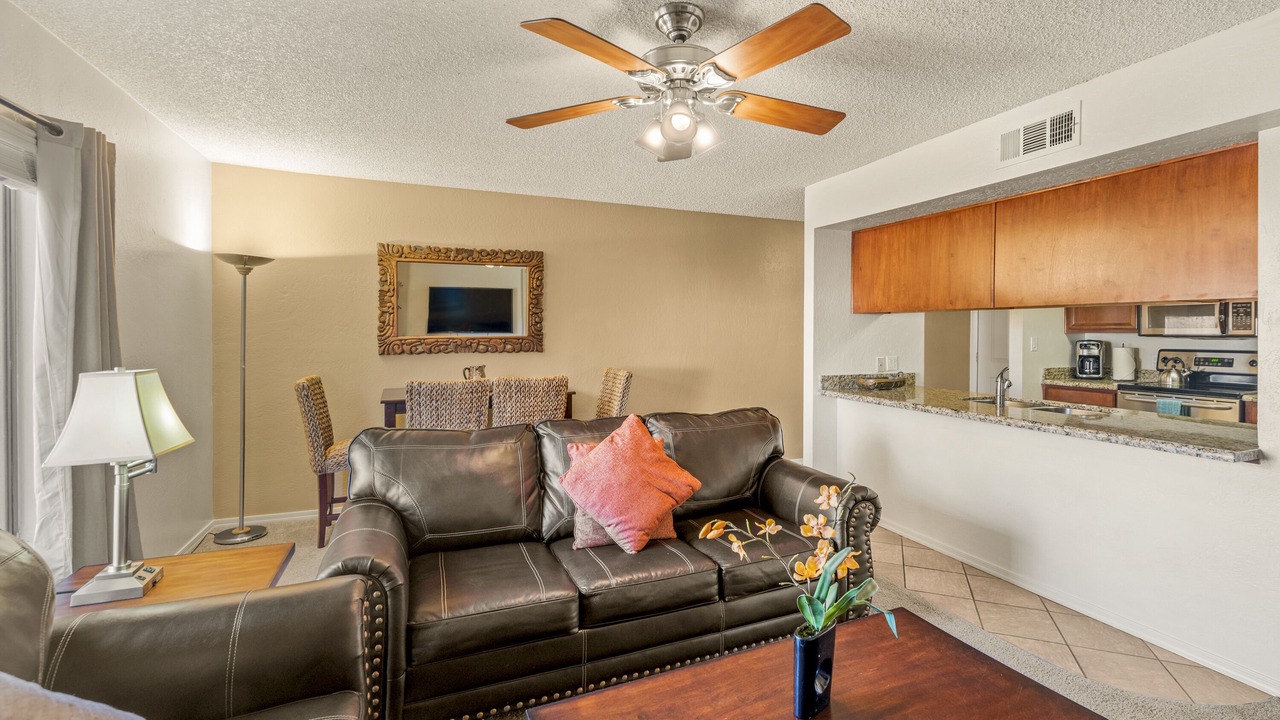 Photo of Livingroom in Oak Creek