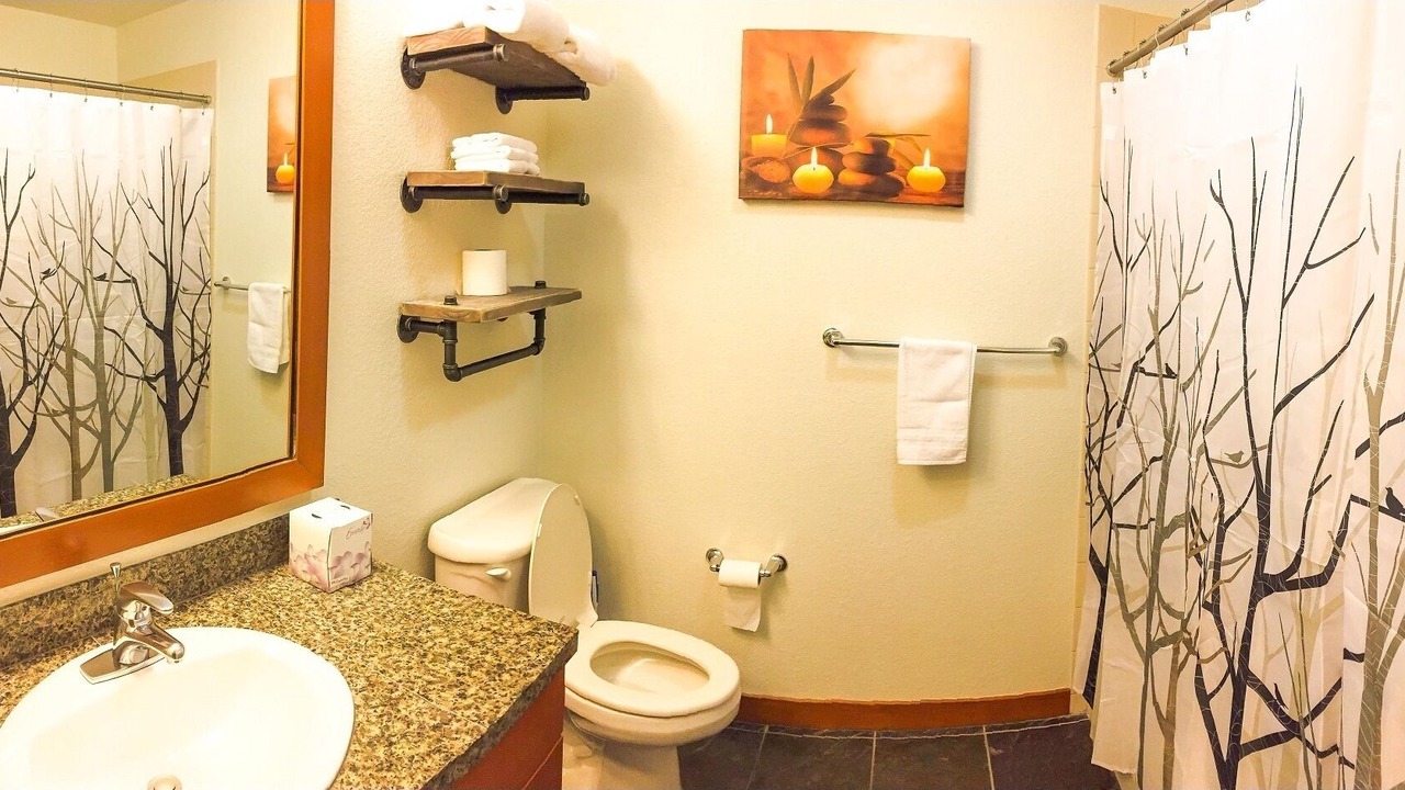 Photo of Bathroom in Mammoth Lakes